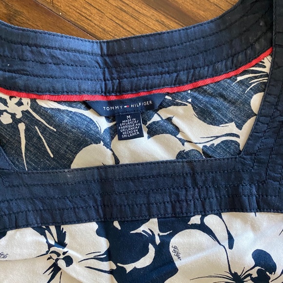 Tommy Hilfiger Blue White Floral Swing Top Medium - Picture 6 of 8